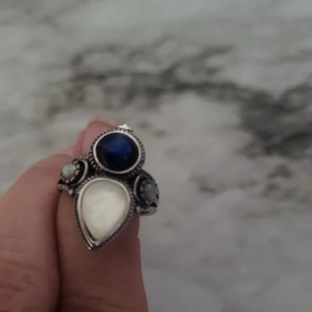 Vintage Style Silver Tone Ring With Moonstone and Labradorite Stone Size 9.5